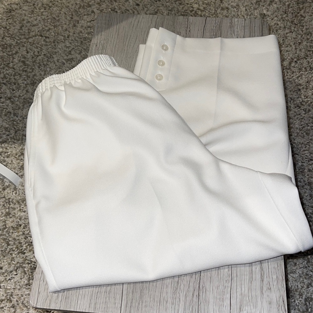 NEW Alfred Dunner capris